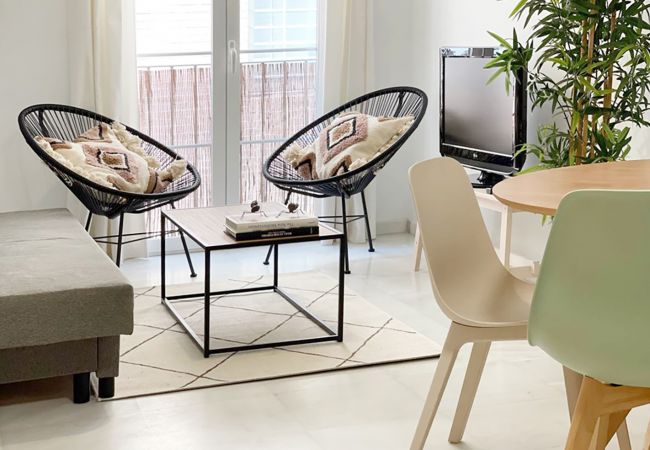 Apartamento en Málaga - Ideal Mendoza - MálagadeVacaciones Apartamento en Málaga - Ideal Mendoza - MálagadeVacaciones