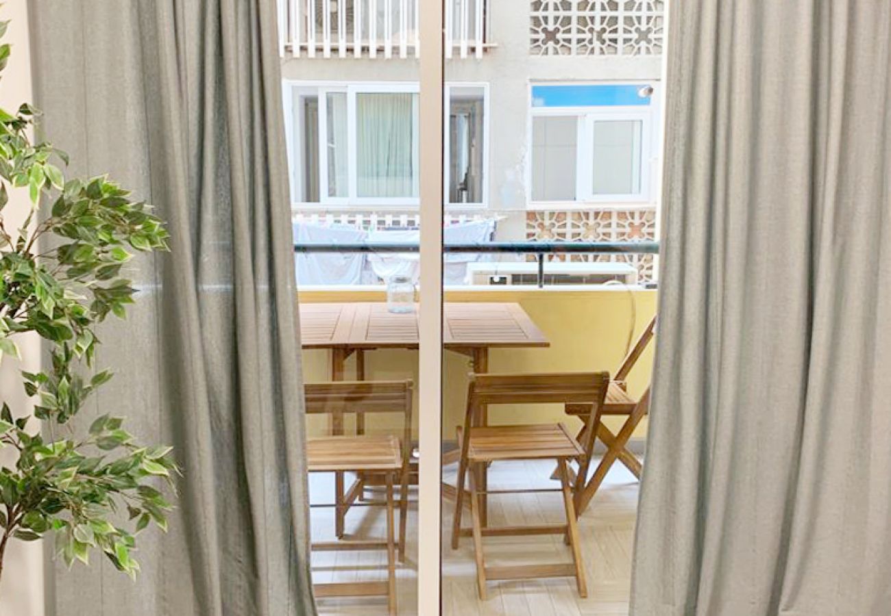 Apartamento en Málaga - Maestranza - MálagadeVacaciones