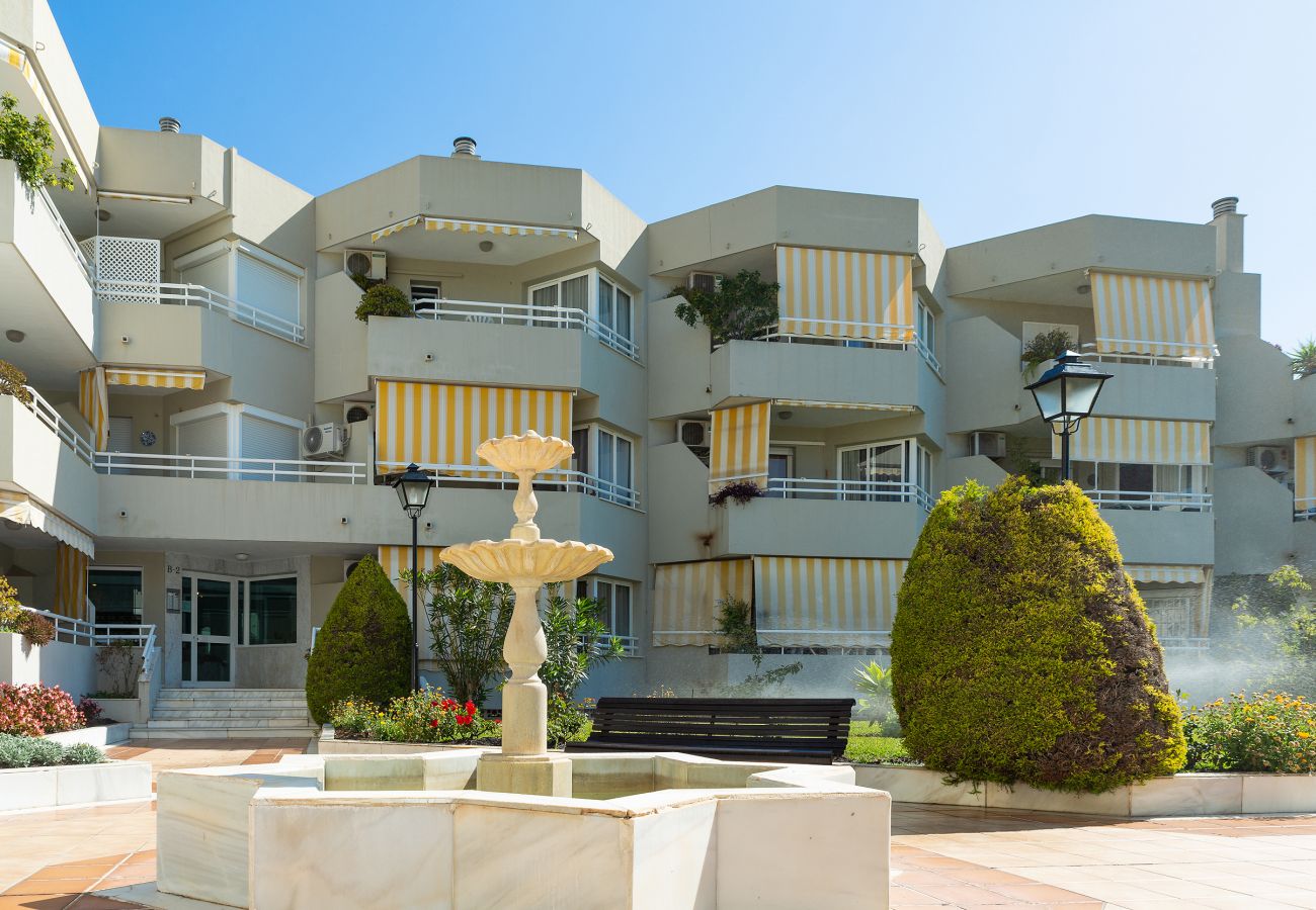 Apartamento en Torremolinos - La Carihuela - MálagadeVacaciones