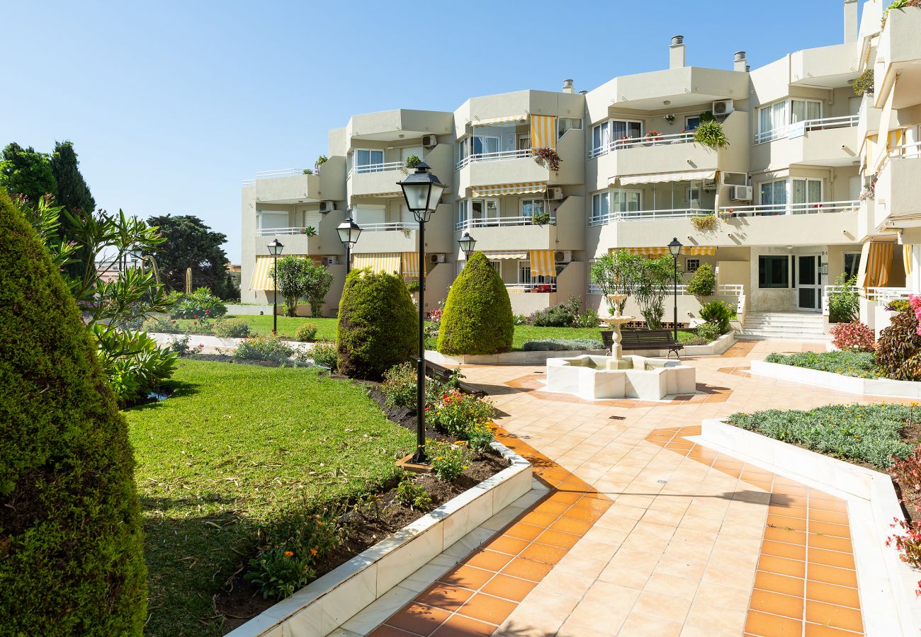 Apartamento en Torremolinos - La Carihuela - MálagadeVacaciones