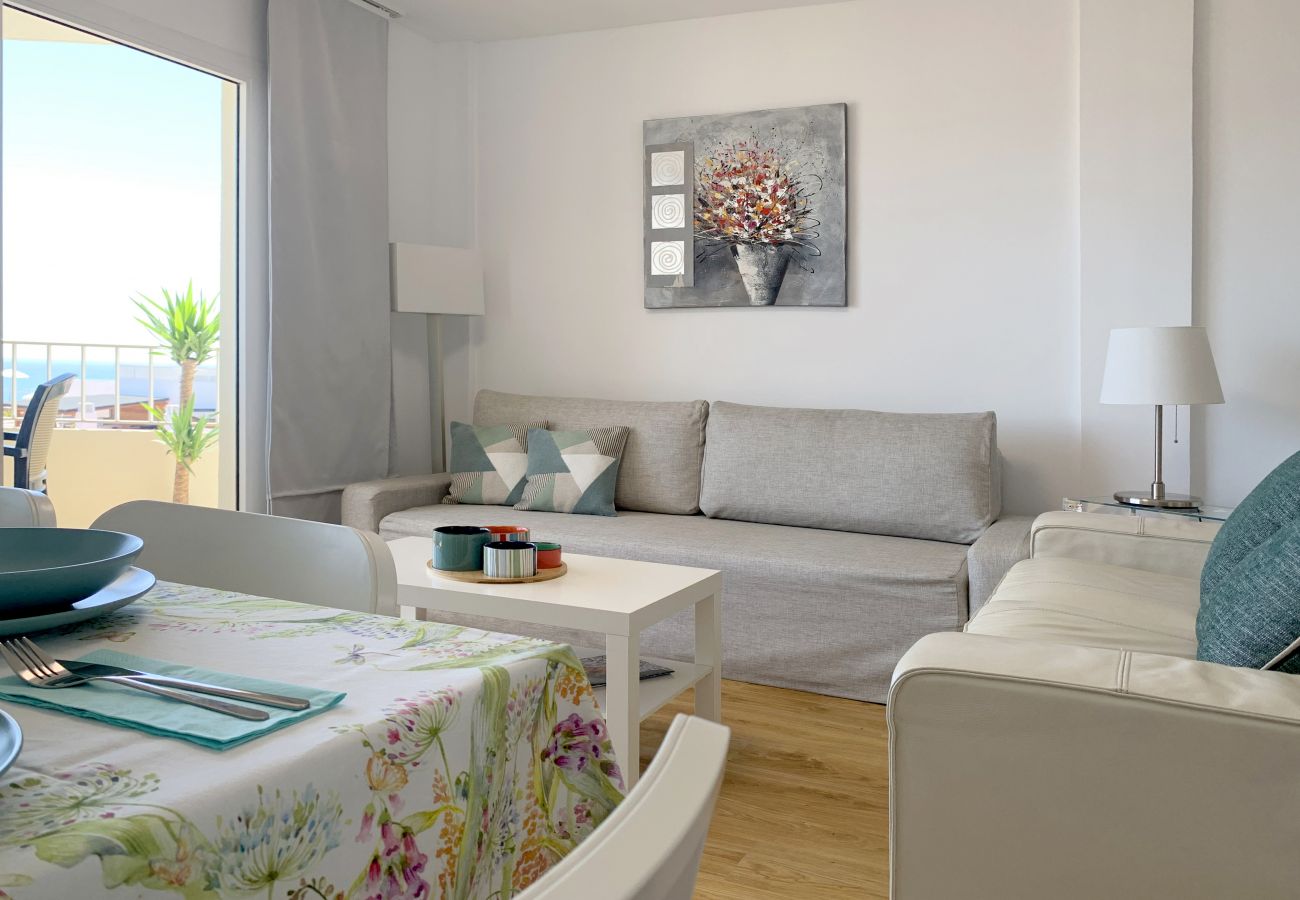 Apartamento en Torremolinos - La Carihuela Palace - MálagadeVacaciones