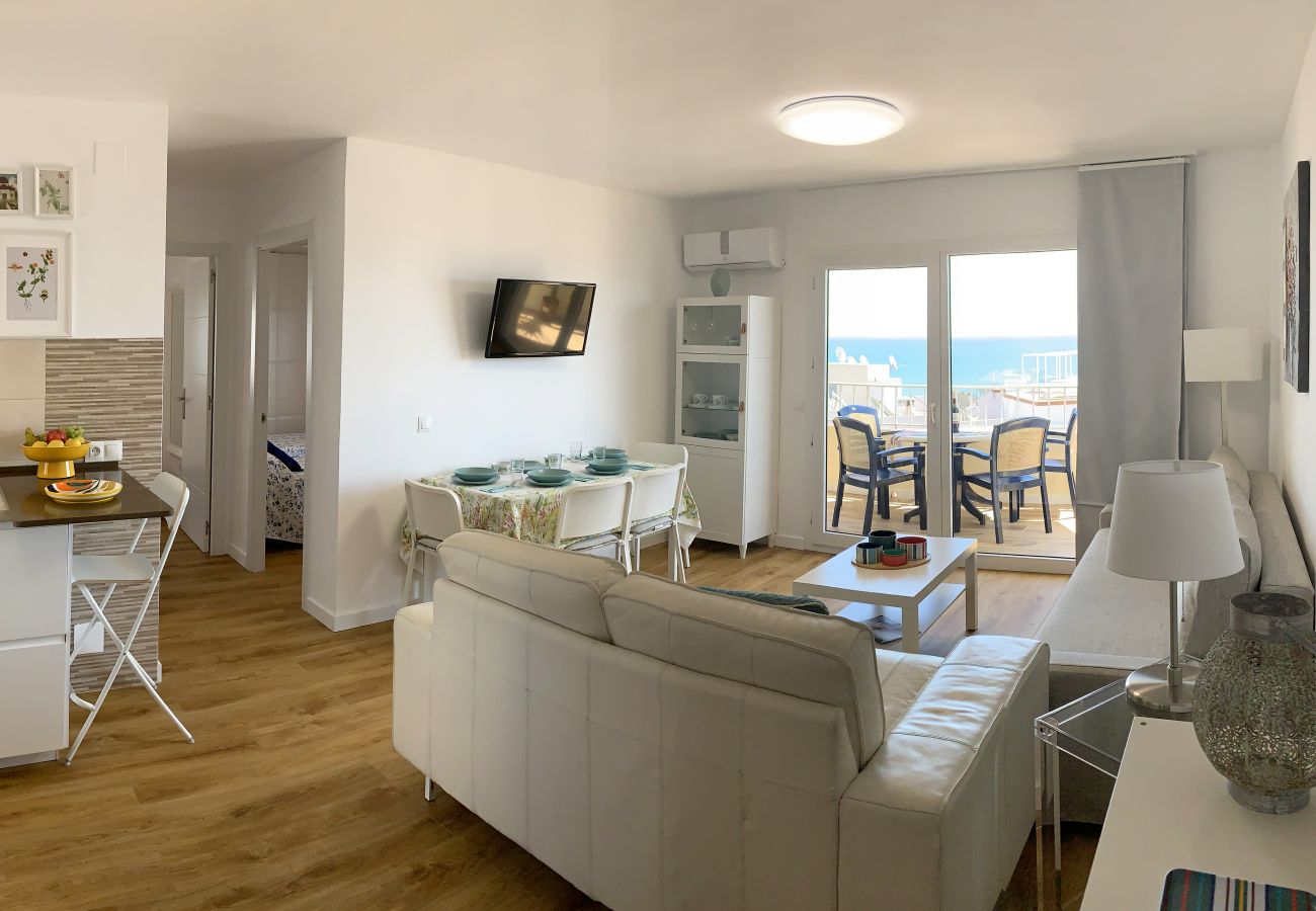 Apartamento en Torremolinos - La Carihuela Palace - MálagadeVacaciones