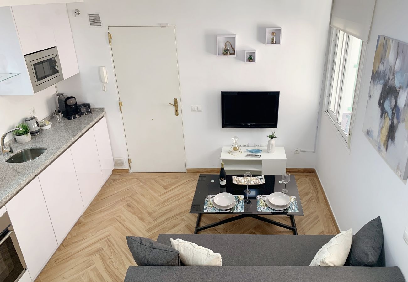 Apartamento en Málaga - Duplex Valdecasas - MalagadeVacaciones