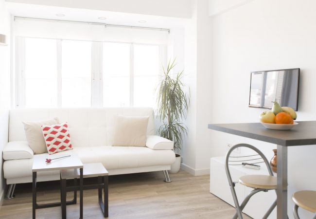 Apartment in Málaga - Cortés - MálagadeVacaciones Apartment in Málaga - Cortés - MálagadeVacaciones