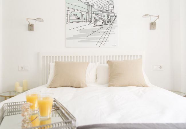 Apartment in Málaga - Cortés - MálagadeVacaciones Apartment in Málaga - Cortés - MálagadeVacaciones