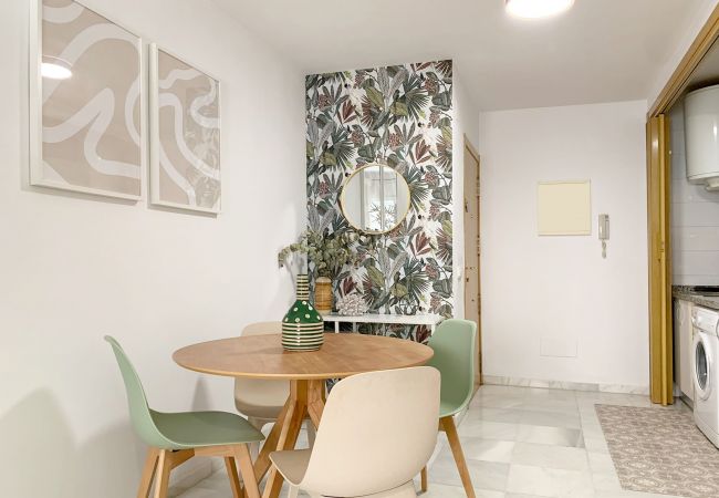 Apartment in Málaga - Ideal Mendoza - MálagadeVacaciones Apartment in Málaga - Ideal Mendoza - MálagadeVacaciones