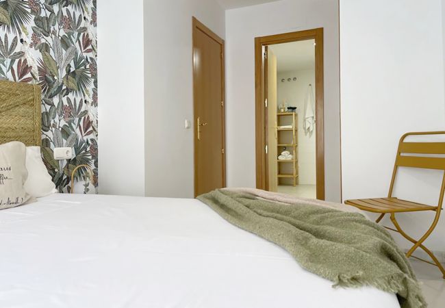 Apartment in Málaga - Ideal Mendoza - MálagadeVacaciones Apartment in Málaga - Ideal Mendoza - MálagadeVacaciones