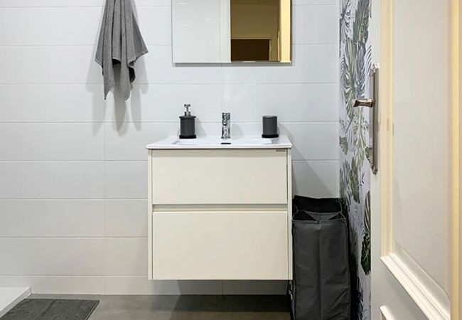 Apartment in Málaga - Maestranza - MálagadeVacaciones Apartment in Málaga - Maestranza - MálagadeVacaciones