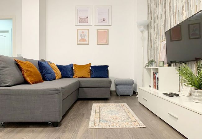 Apartment in Málaga - Maestranza - MálagadeVacaciones Apartment in Málaga - Maestranza - MálagadeVacaciones