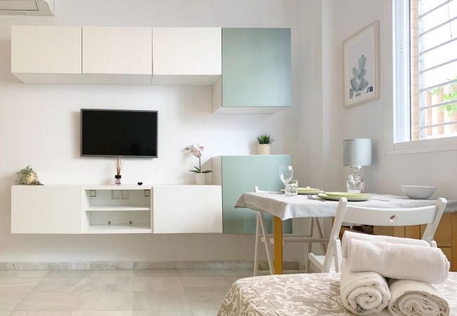  in Málaga - Suite Chamizo - MálagadeVacaciones
