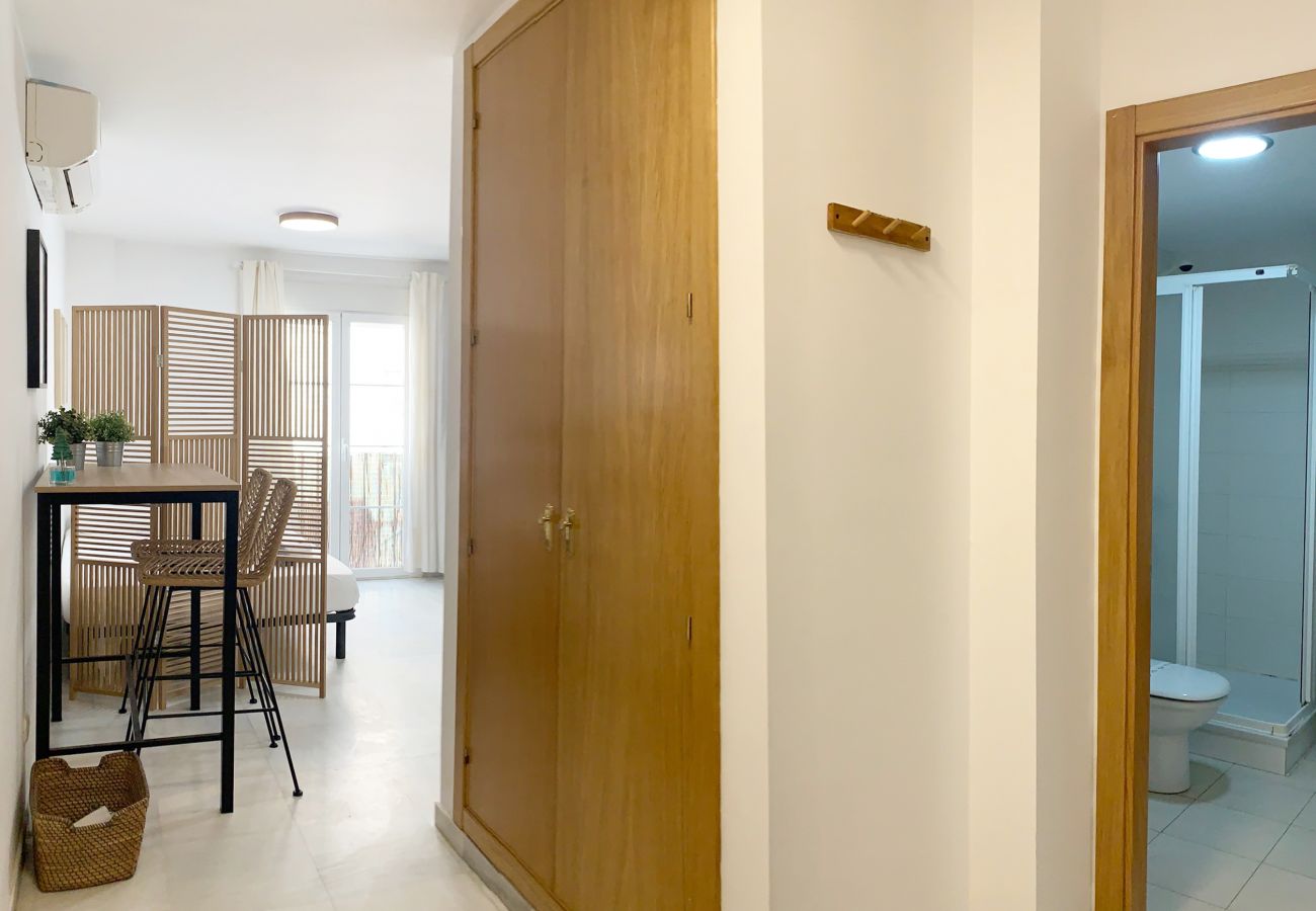 Studio in Málaga - Suite Mendoza - MálagadeVacaciones