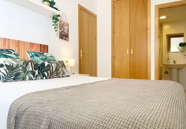 Apartment in Málaga - Premium Rosón - MálagadeVacaciones Apartment in Málaga - Premium Rosón - MálagadeVacaciones