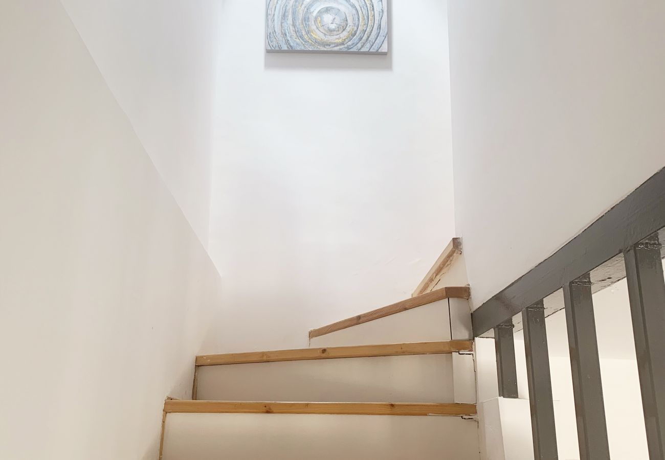 Apartment in Málaga - Duplex Valdecasas - MalagadeVacaciones