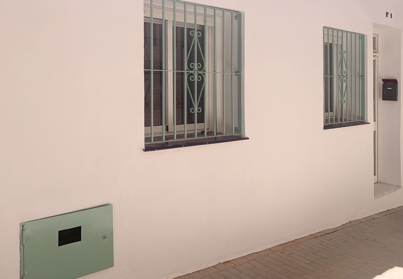 Apartment in Málaga - Duplex Valdecasas - MalagadeVacaciones
