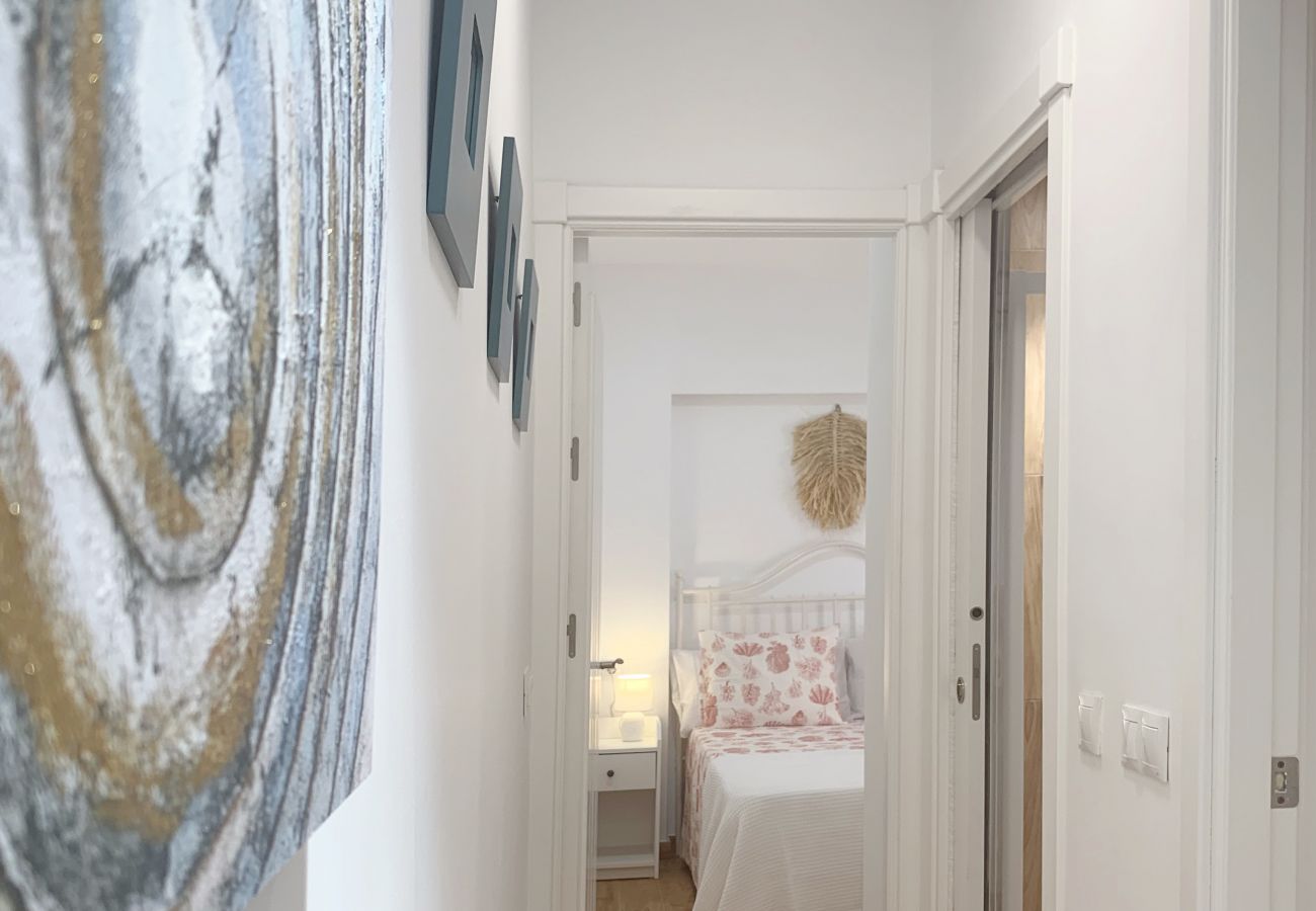 Apartment in Málaga - Duplex Valdecasas - MalagadeVacaciones