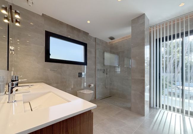 Villa in Málaga - Candado Golf with Pool by Malaga de Vacaciones Villa in Málaga - Candado Golf with Pool by Malaga de Vacaciones