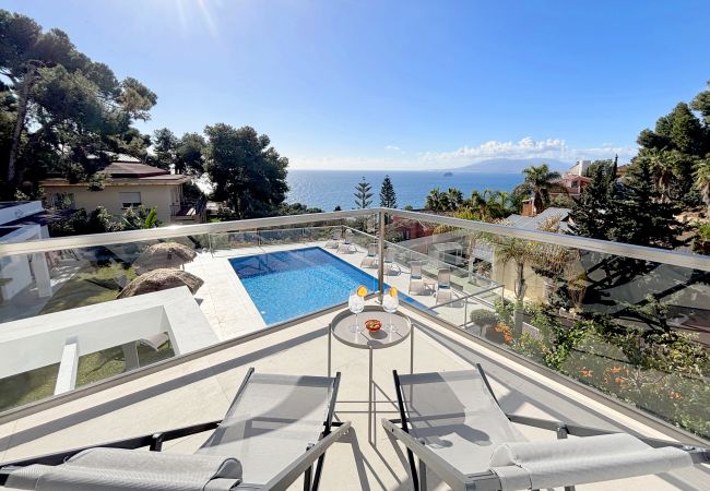 Villa in Málaga - Candado Golf with Pool by Malaga de Vacaciones Villa in Málaga - Candado Golf with Pool by Malaga de Vacaciones