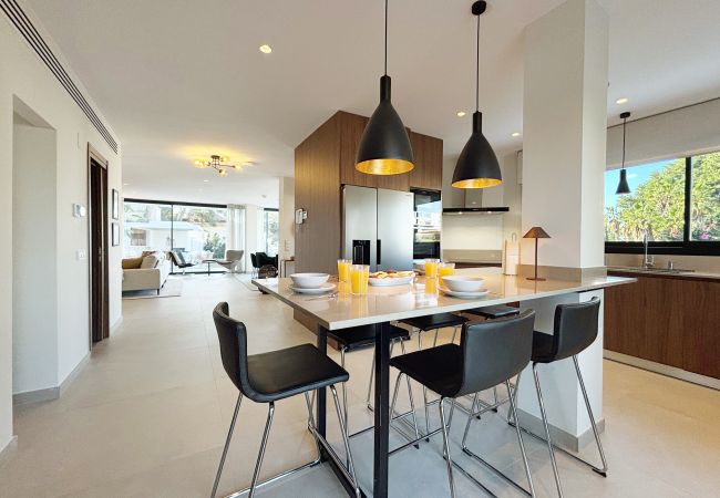 Villa in Málaga - Candado Golf with Pool by Malaga de Vacaciones Villa in Málaga - Candado Golf with Pool by Malaga de Vacaciones