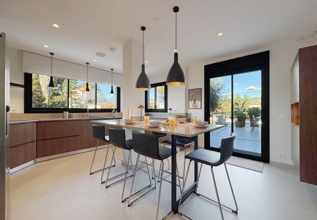 Villa in Málaga - Candado Golf with Pool by Malaga de Vacaciones Villa in Málaga - Candado Golf with Pool by Malaga de Vacaciones