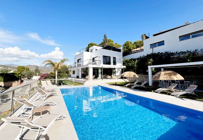 Villa in Málaga - Candado Golf with Pool by Malaga de Vacaciones Villa in Málaga - Candado Golf with Pool by Malaga de Vacaciones