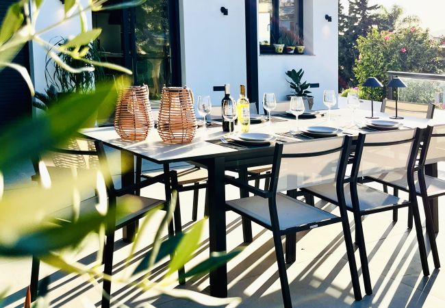 Villa in Málaga - Candado Golf with Pool by Malaga de Vacaciones Villa in Málaga - Candado Golf with Pool by Malaga de Vacaciones