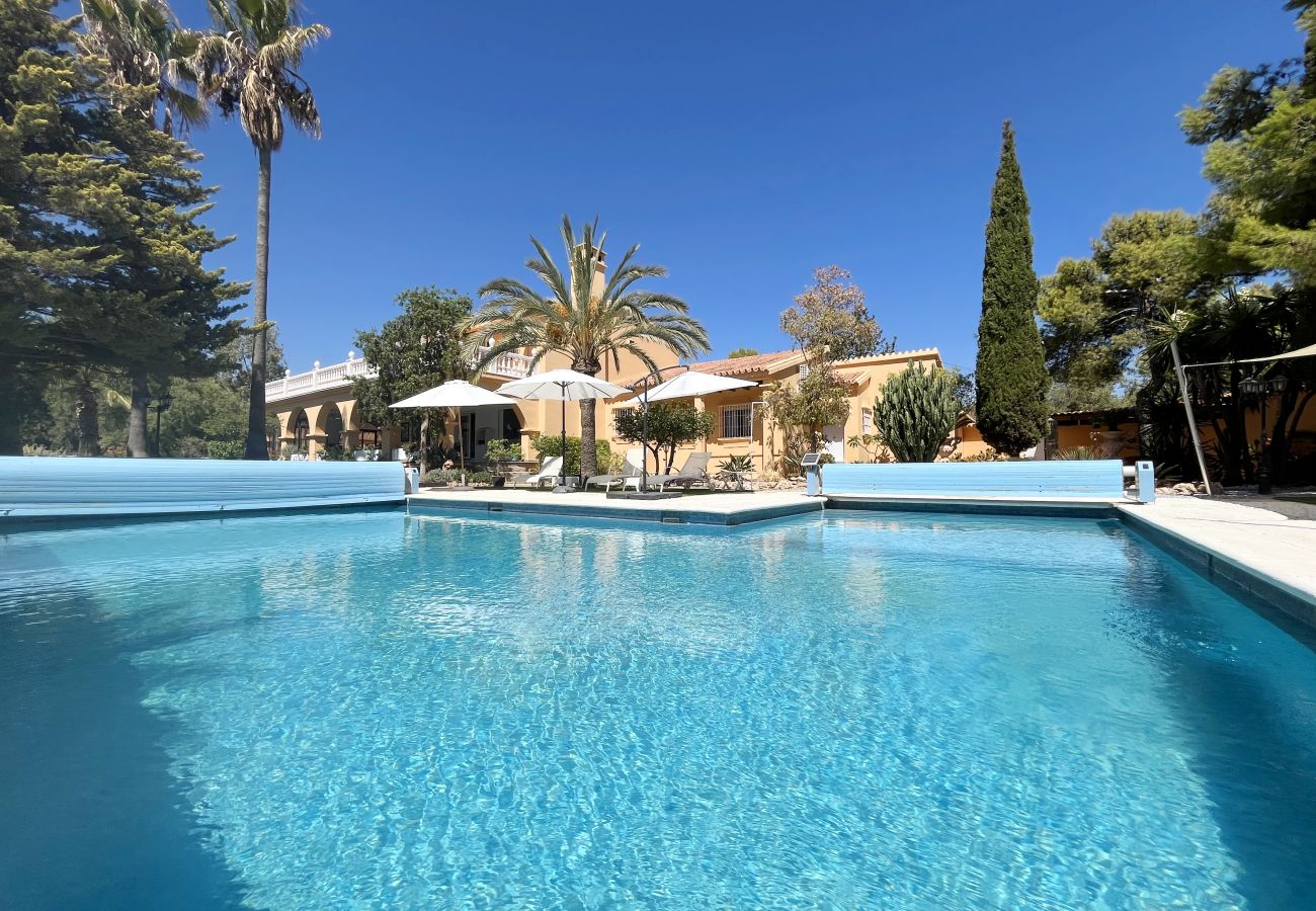Private pool 