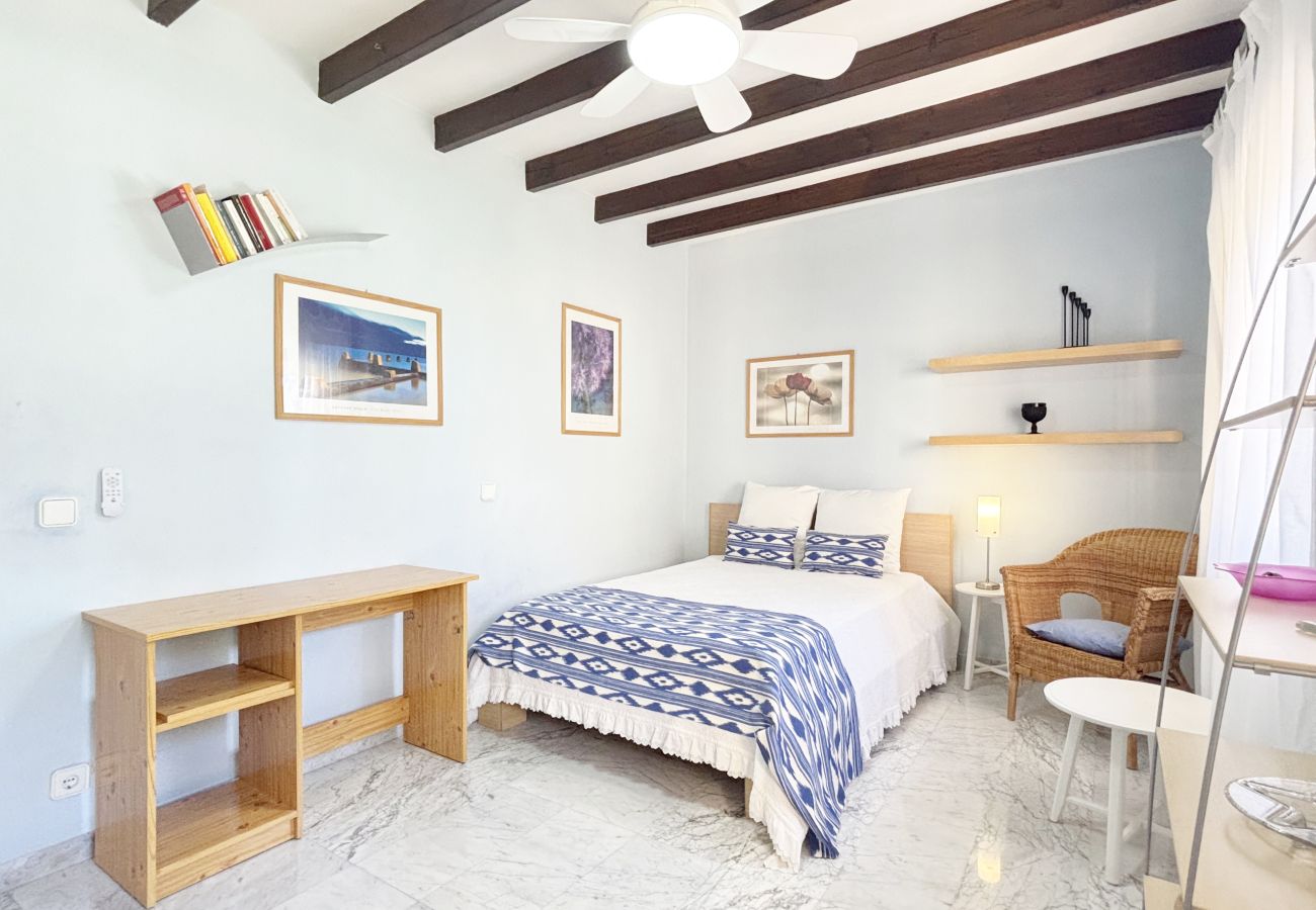 large bed 