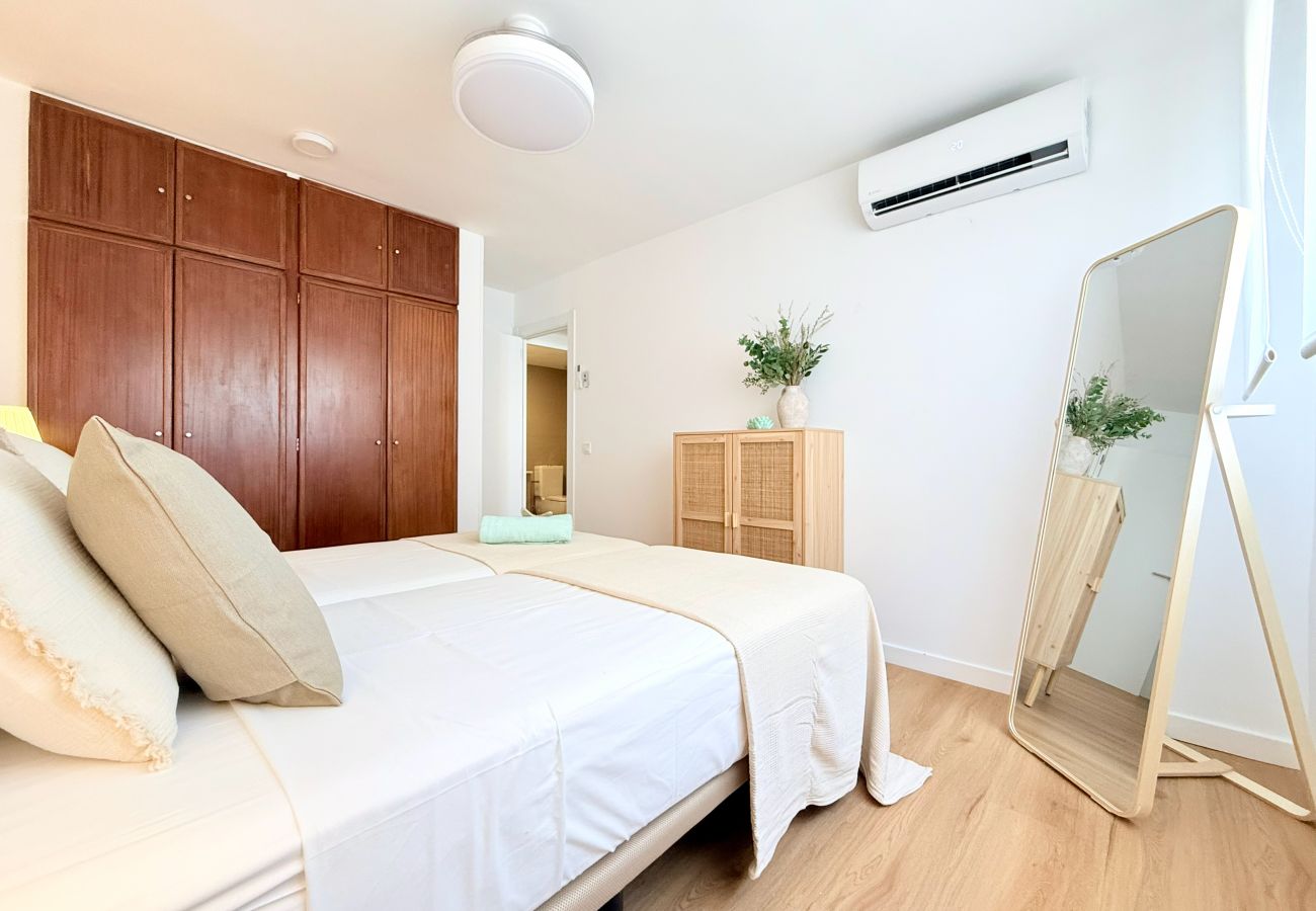 Apartment in Málaga - Coral Beach - Málaga de Vacaciones