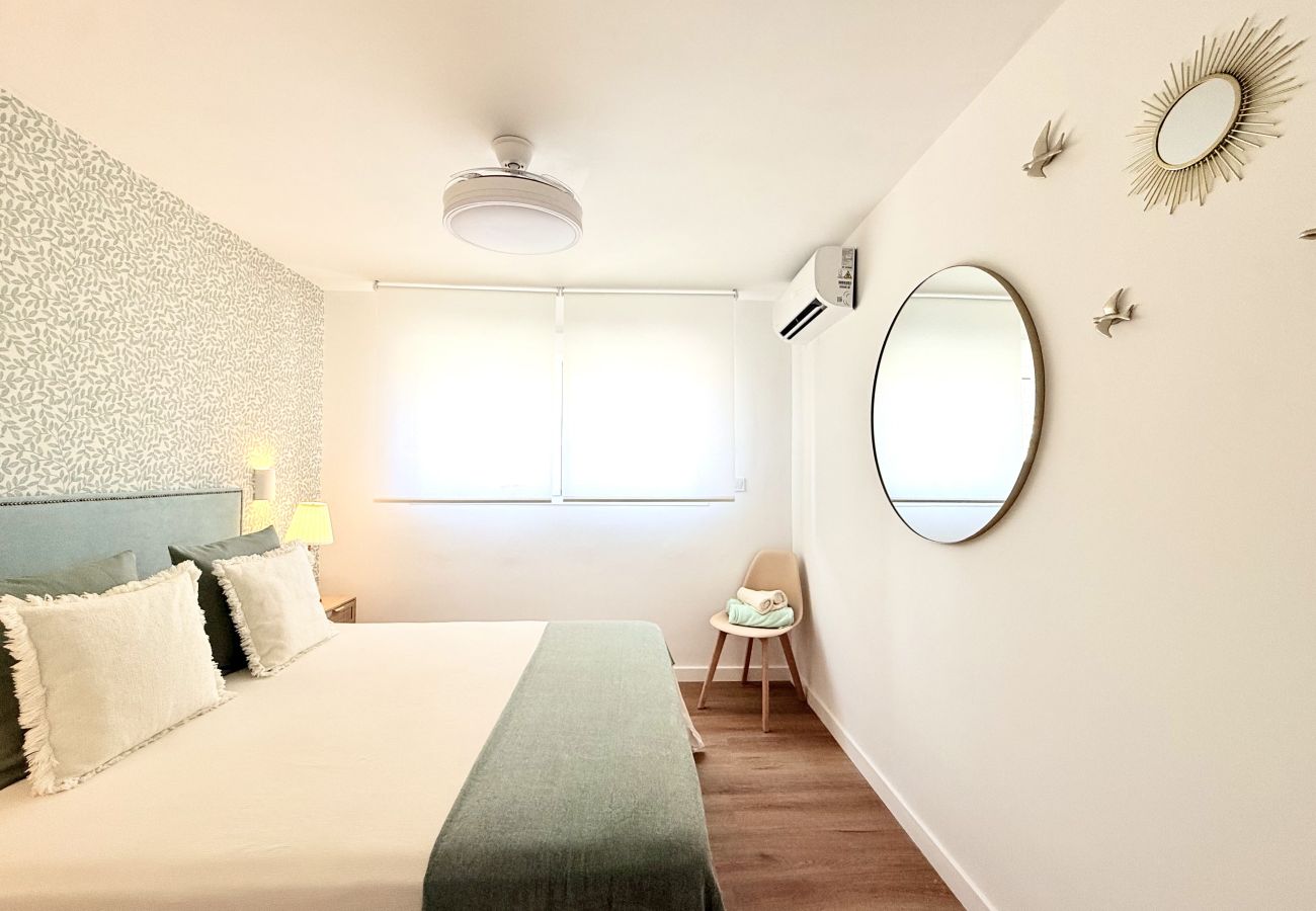 Apartment in Málaga - Coral Beach - Málaga de Vacaciones